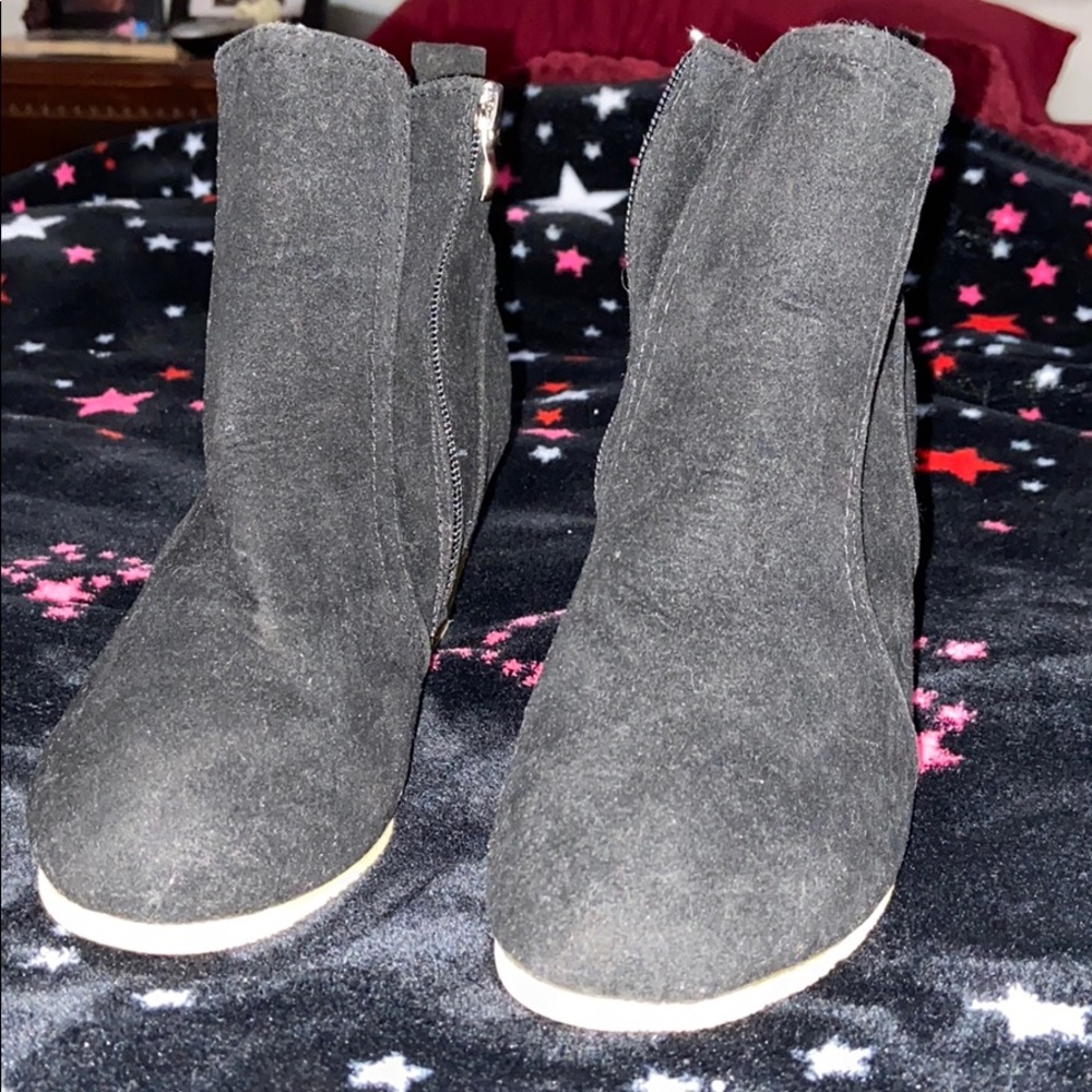Black booties - Picture 2 of 5